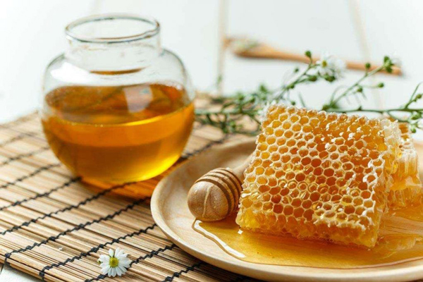 Mật ong có rất nhiều công dụng rất tốt cho sức khỏe